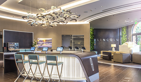 The First Lincoln Experience Center is Open in Newport Beach