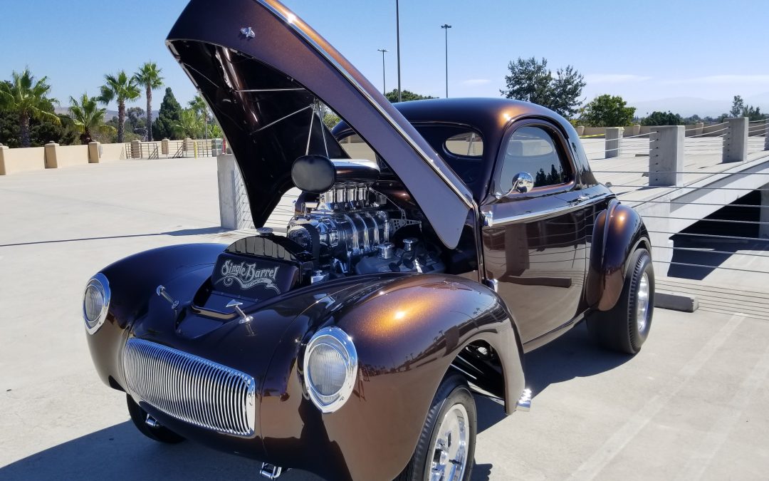 Custom Vehicles and Low Riders Highlight Reunion Car Show