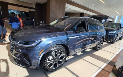 Gorgeous New Nautilus Takes Center Stage at Lincoln South Coast Event